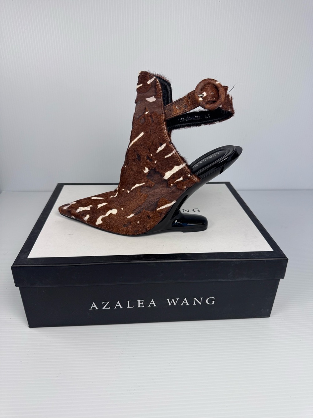 Azalea Wang Cow Print Heels Size 6.5 Brown Multi Pointed Toe Statement Shoe NIB